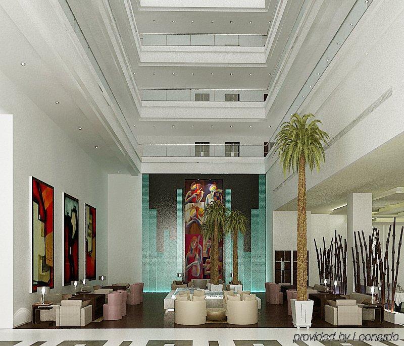 Park Plaza 4*
