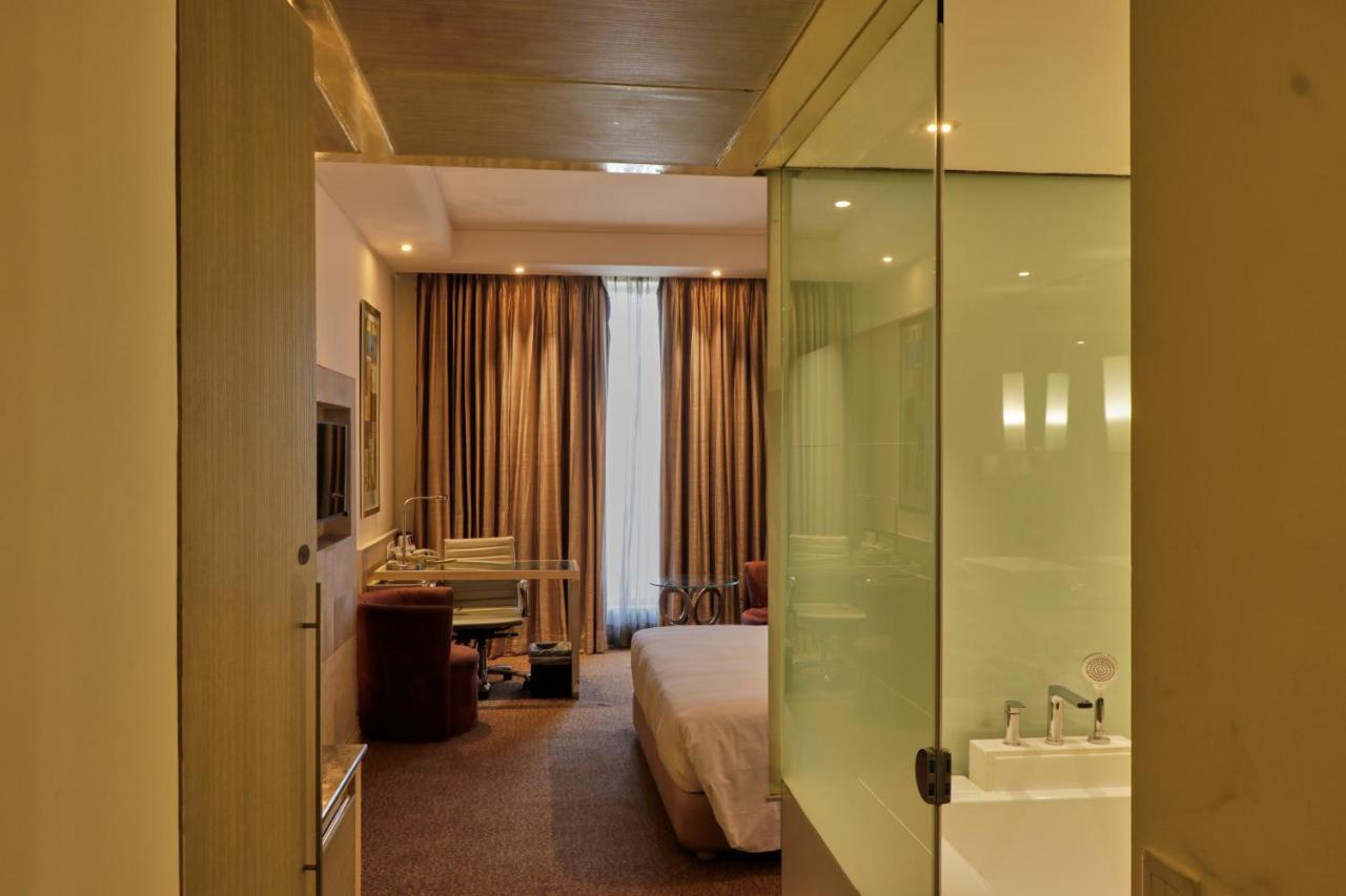 Hotel Park Plaza 4*